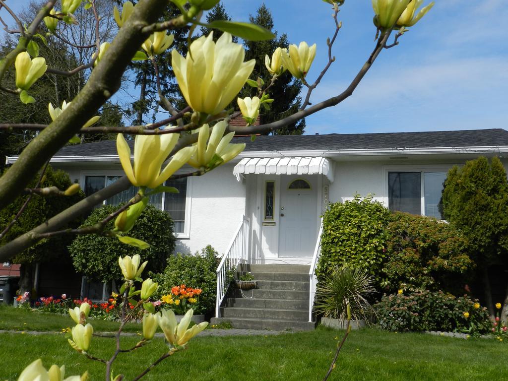Serenity Bed & Breakfast Burnaby Eksteriør bilde