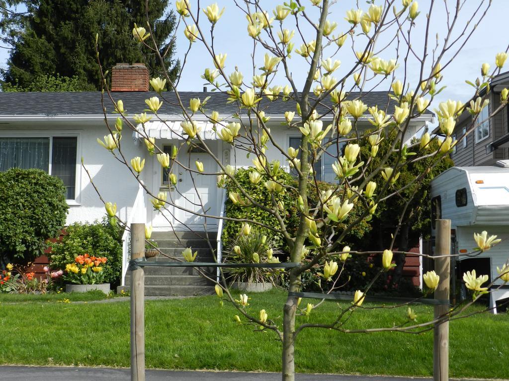 Serenity Bed & Breakfast Burnaby Eksteriør bilde
